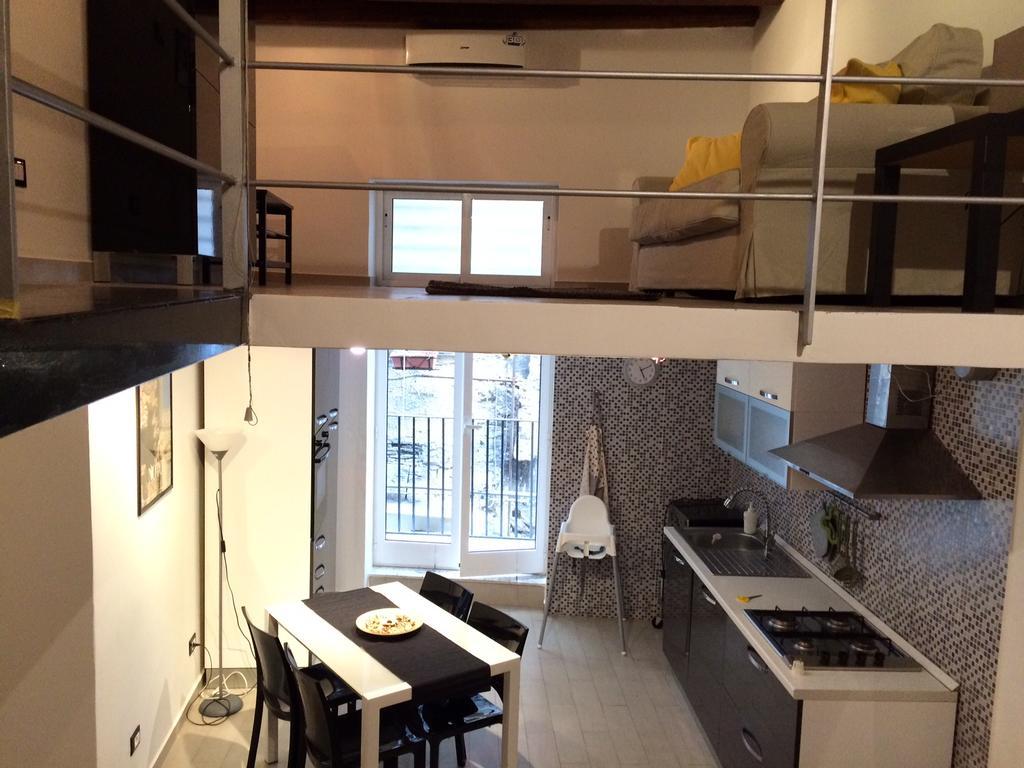 Corsovittorio111 Apartment Palermo Bagian luar foto
